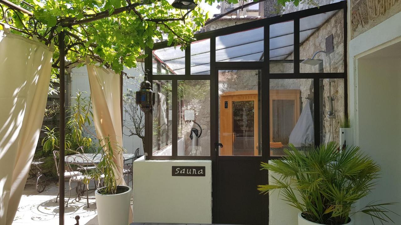 Bed and Breakfast La Demeure Du Pressoir Cuxac-dʼAude Exterior foto